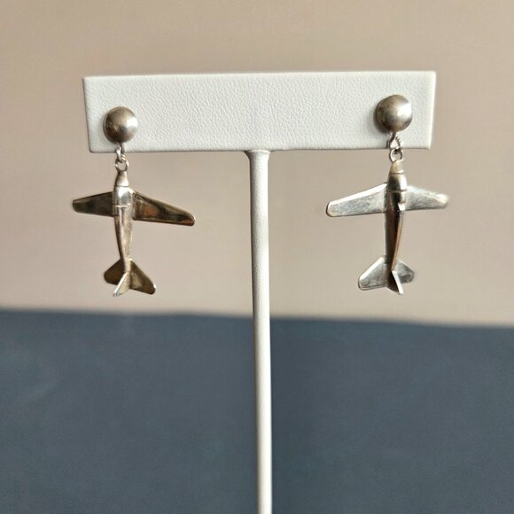 Sterling silver 925 airplanes dangling earrings. - Picture 1 of 5
